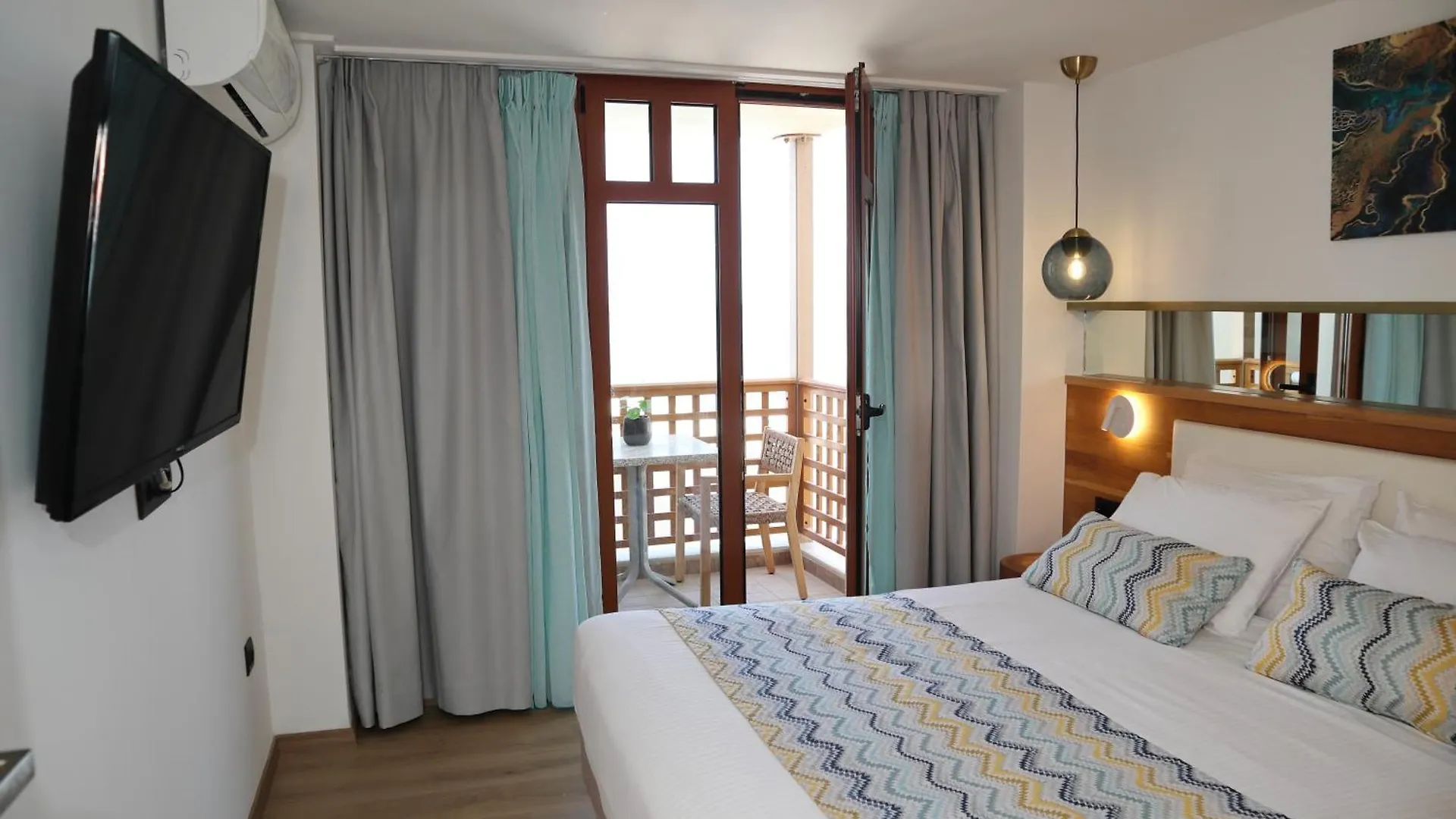 Hotel Ammos Suites Retimno