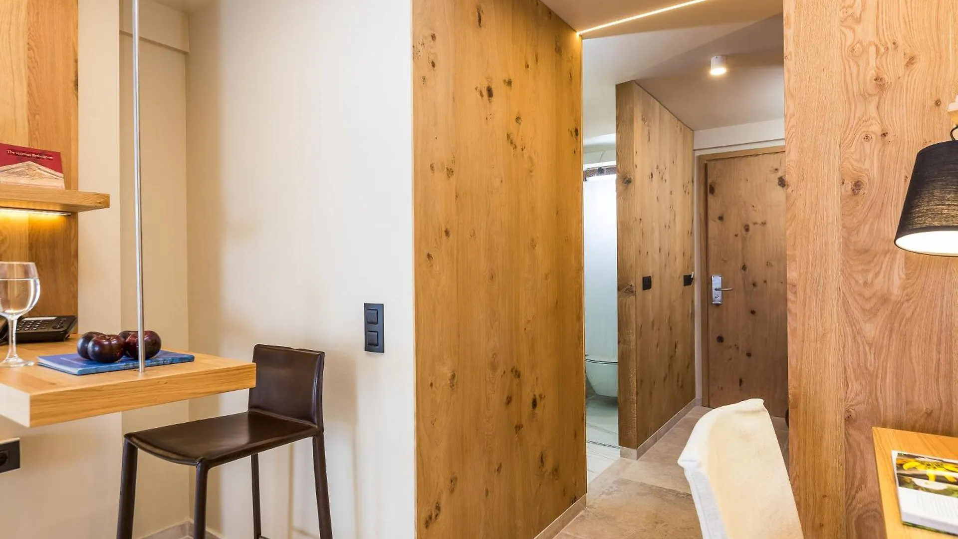 Otel Ammos Suites Resmo