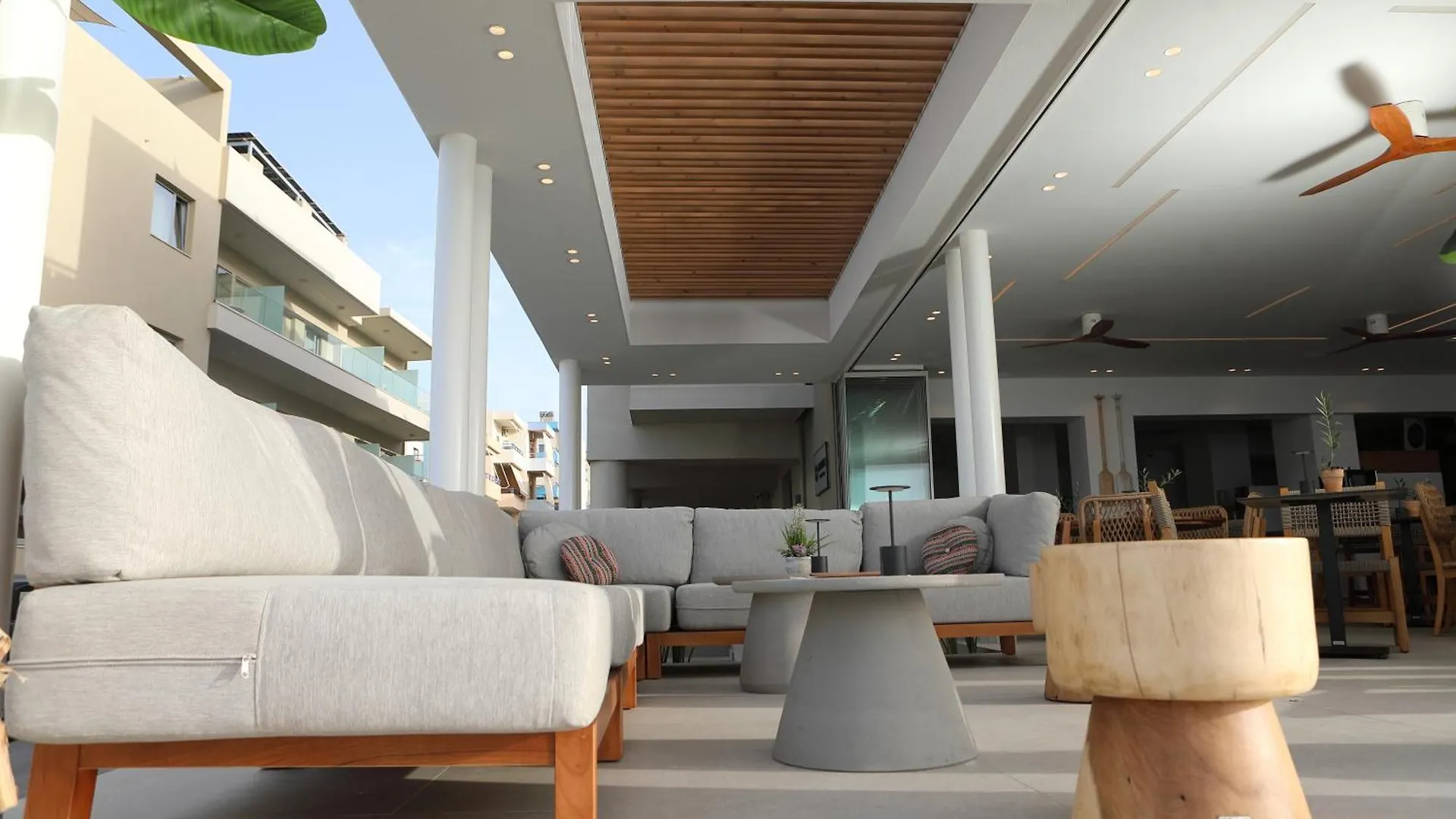 Ammos Suites Hotel