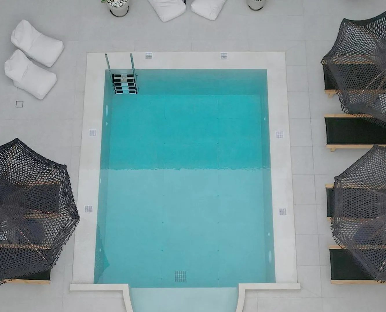 Hotel Ammos Suites