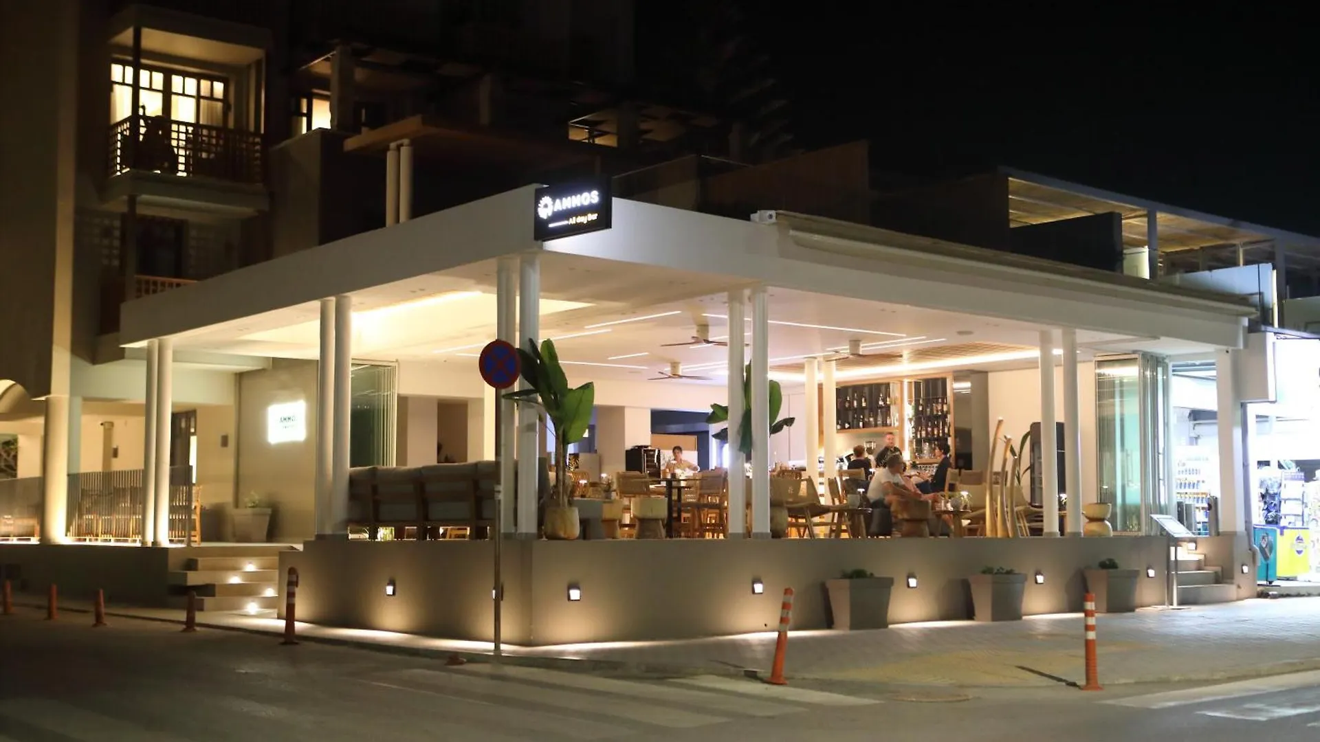 Hotel Ammos Suites